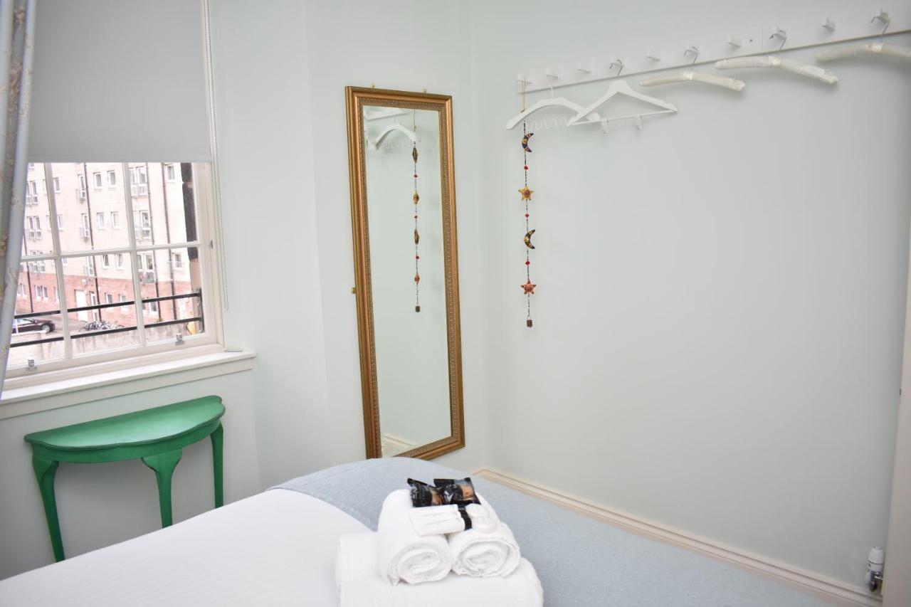 Bernard St - Bright And Spacious 1 Bed Apartment At The Shore! EDI Kültér fotó