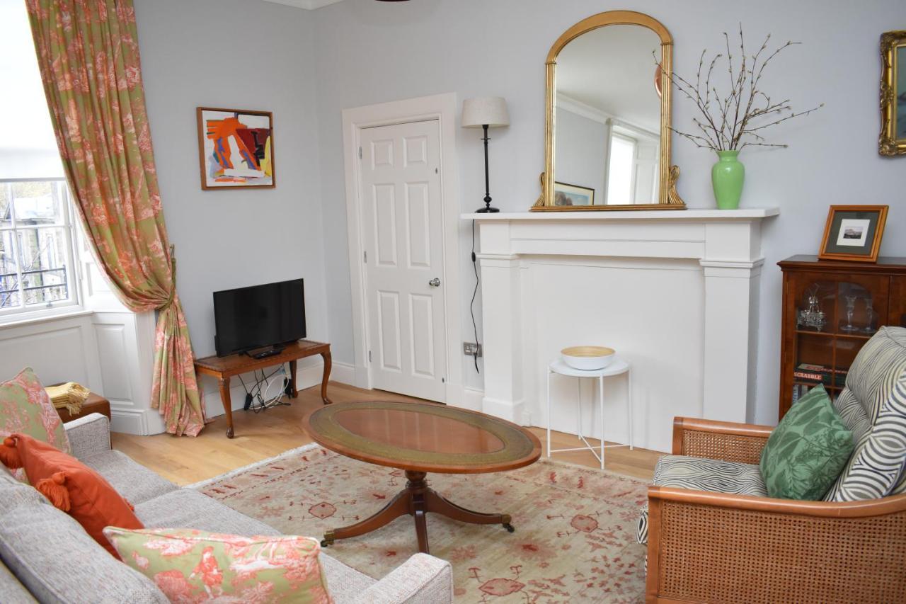Bernard St - Bright And Spacious 1 Bed Apartment At The Shore! EDI Kültér fotó